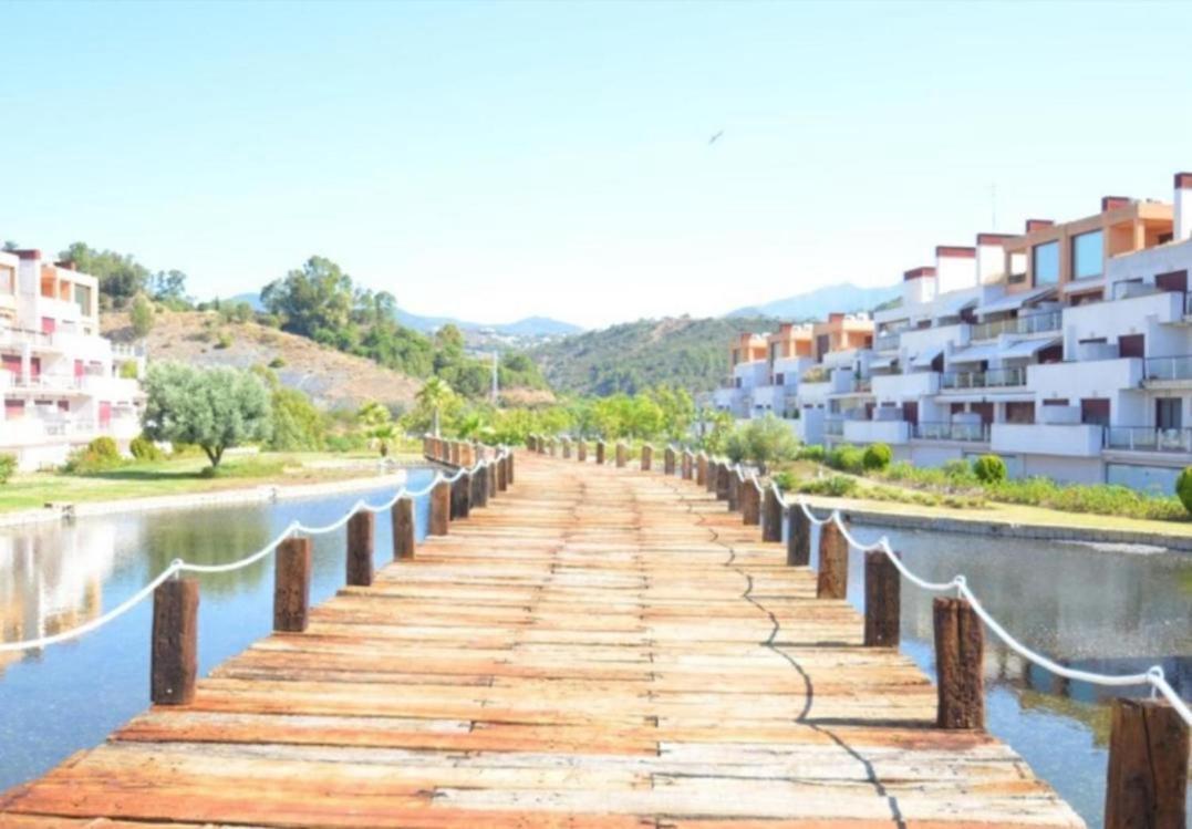 Parque Botanico Resort 埃斯特波纳 外观 照片